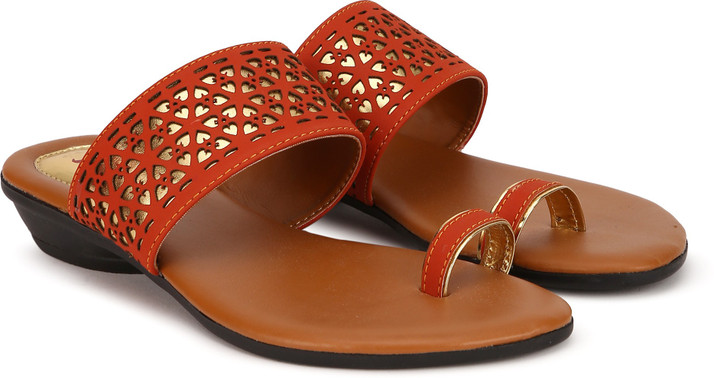 toe ring chappal