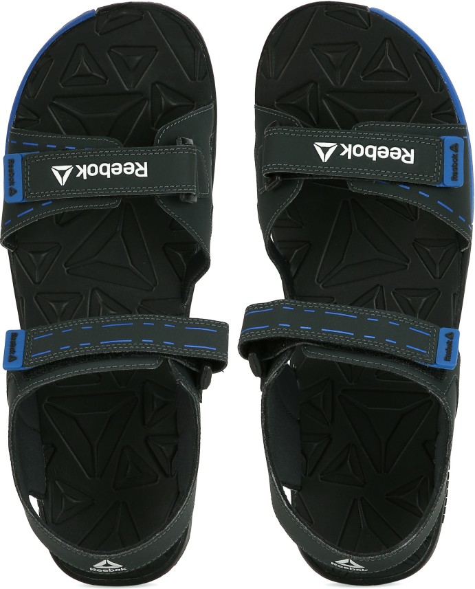 reebok sandals flipkart