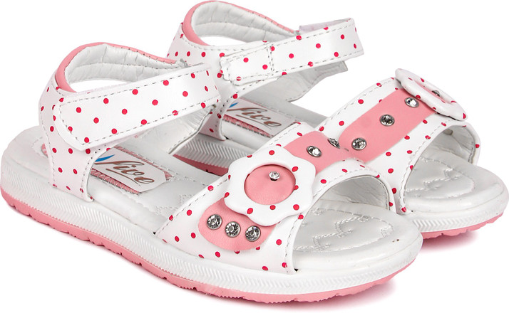 sandals for girls flipkart