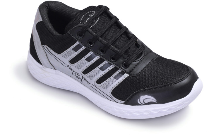 football shoes flipkart