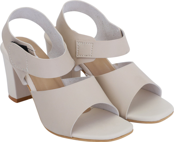 flipkart footwear heels