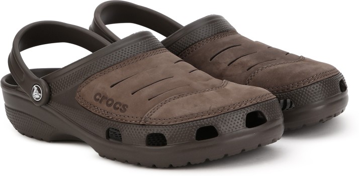 crocs men brown