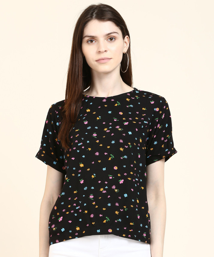 womens black levi top