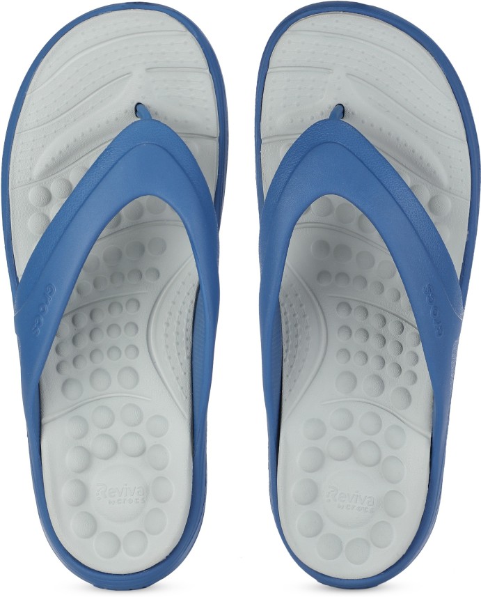 crocs flip flops flipkart