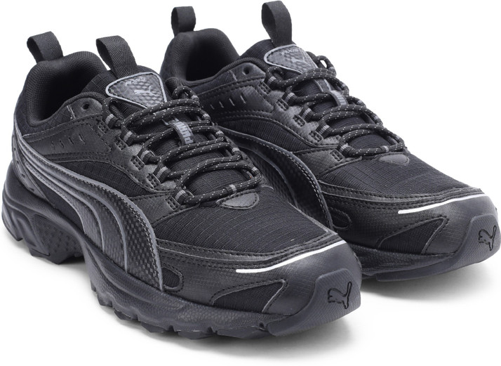 puma axis black