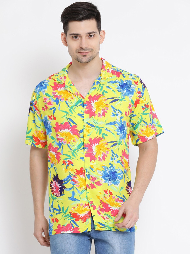 OXOLLOXO Men Printed Beach Wear Yellow 