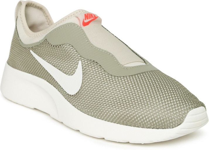 NIKE Wmns Tanjun Slip Walking Shoes For 