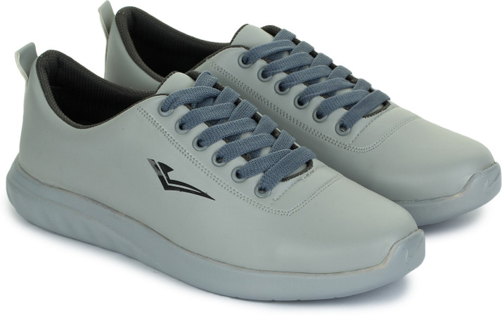boys grey tennis shoes