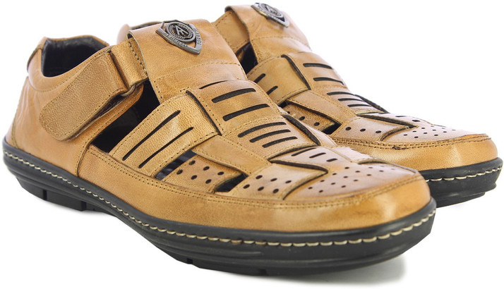 ALBERTO TORRESI Men Beige Flats - Buy 
