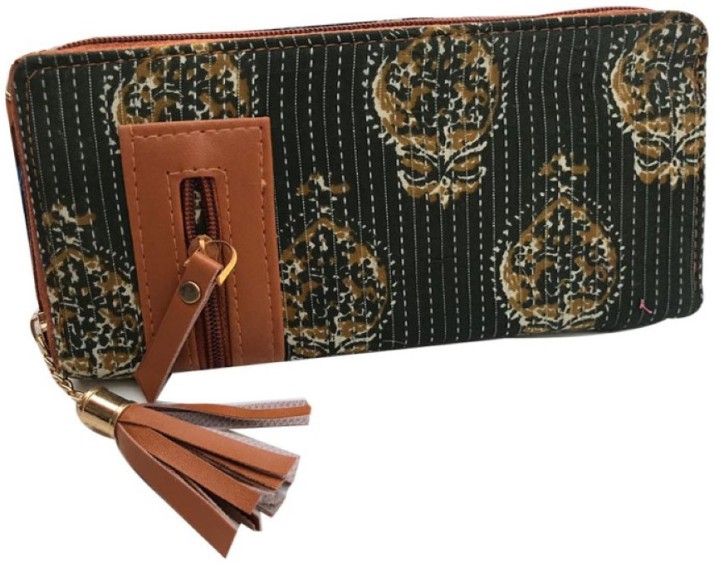 flipkart clutches and wallets