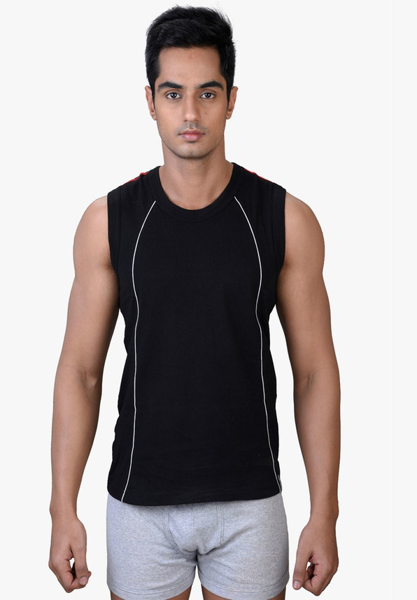 Men Round Neck Black T-Shirt 