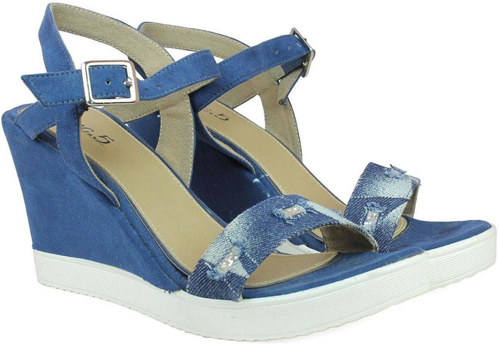 inc 5 sandals flipkart