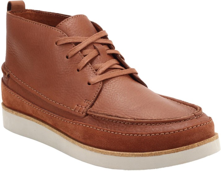 clarks tan boots mens