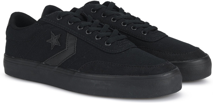 converse courtlandt black