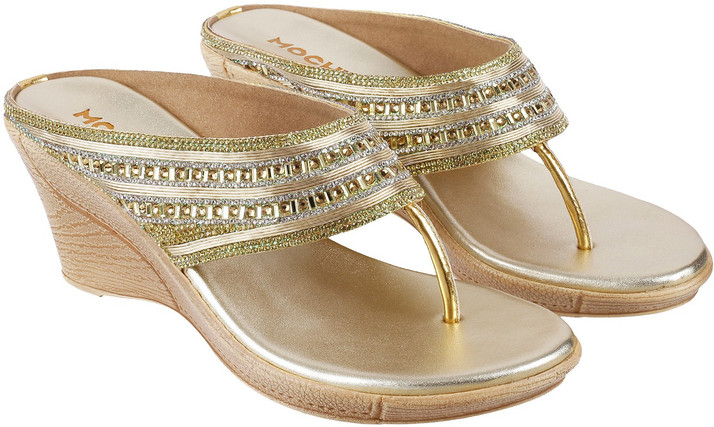 mochi sandals flipkart