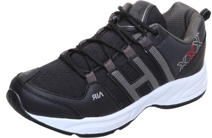 new latest sports shoes