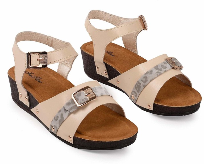 flipkart women's flat sandals