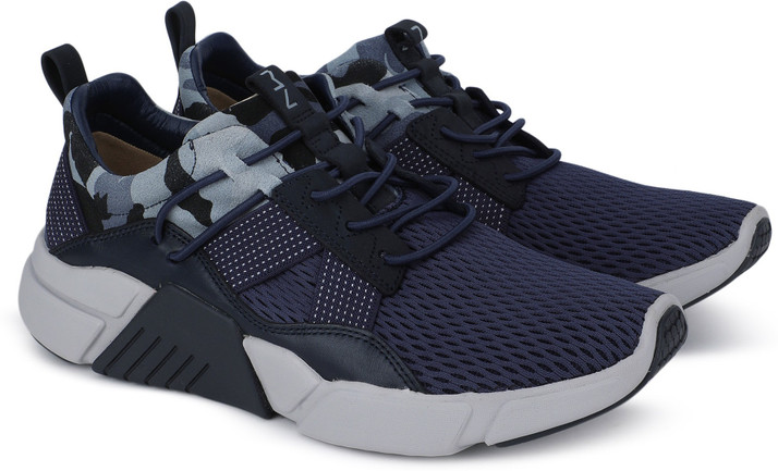 skechers at the block