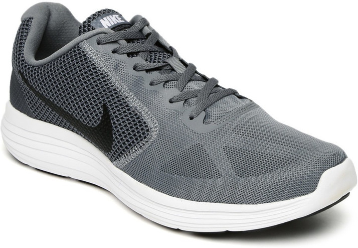 nike revolution 3 flipkart