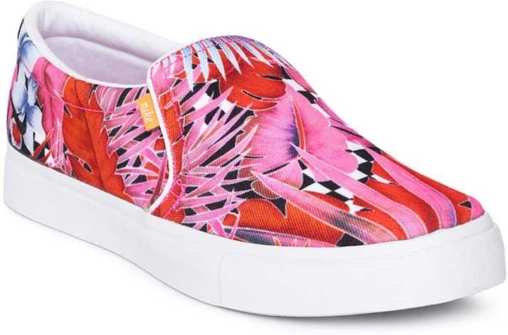nike loafer shoes womens