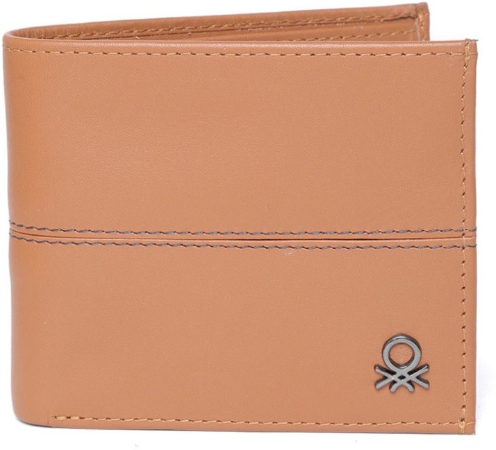 benetton men's leather wallet price