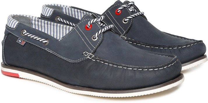 boat shoes flipkart