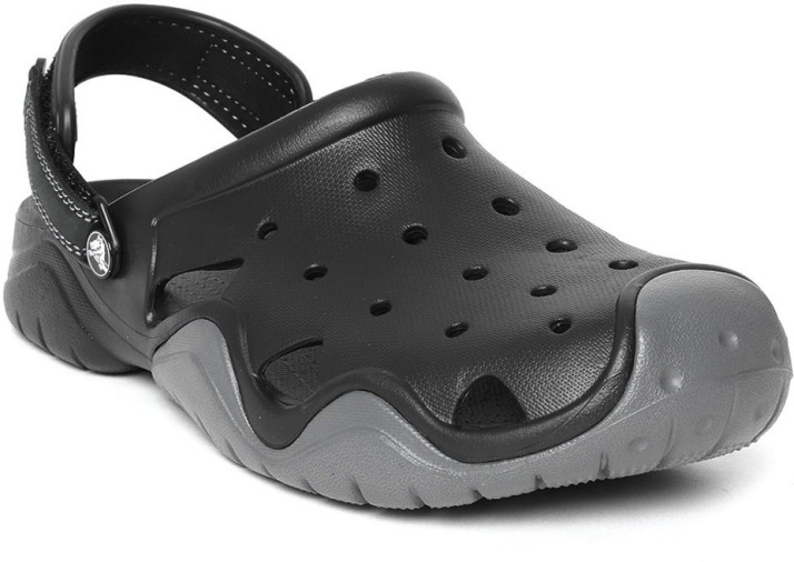 crocs sandals flipkart