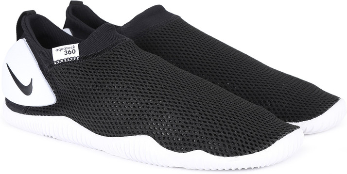 nike slip on sneakers for boys