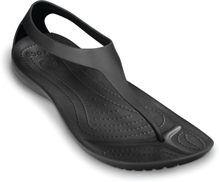 crocs for women flipkart