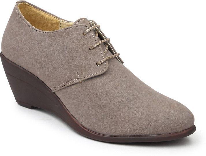 VALIOSAA Boots For Women - Buy VALIOSAA 