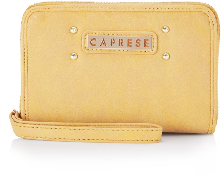 caprese wallet flipkart