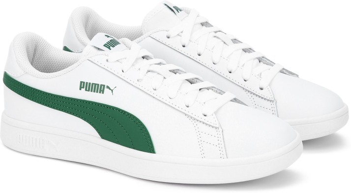 Puma Smash v2 L Sneakers For Men - Buy 