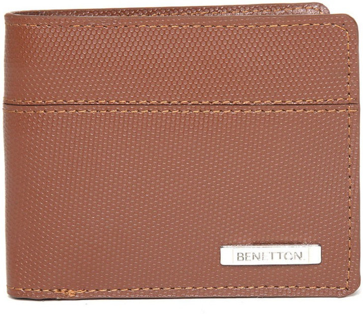 benetton wallet price