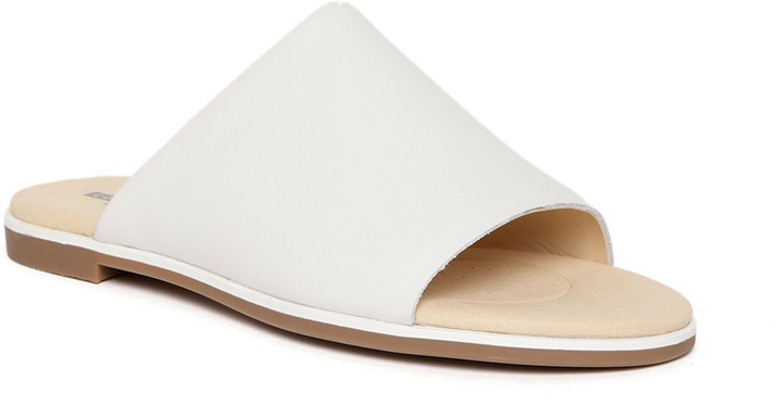 clarks womens white sandals