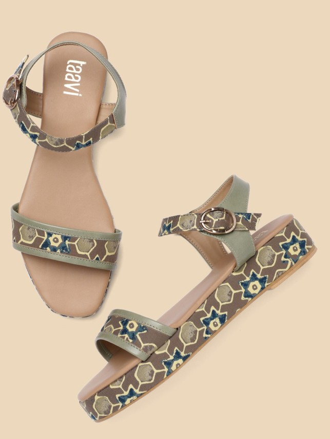 lakhani sandals snapdeal