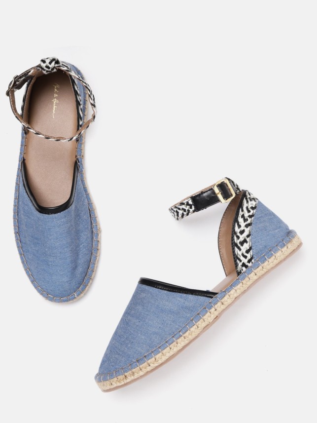mast and harbour slip on shoes