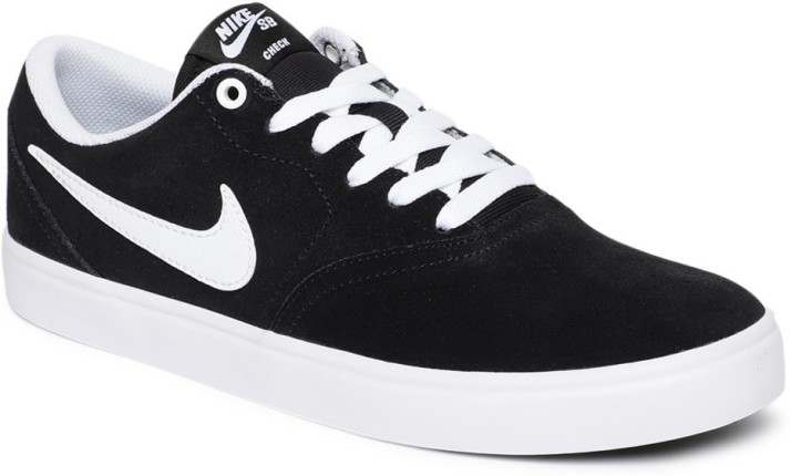 sports shoes for womens nike flipkart