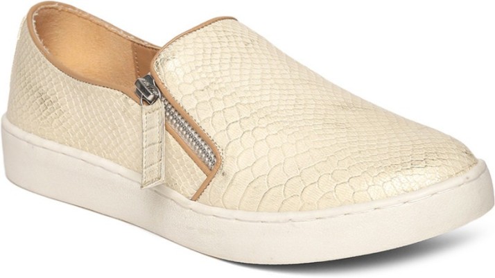 Carlton London Slip On Sneakers For 