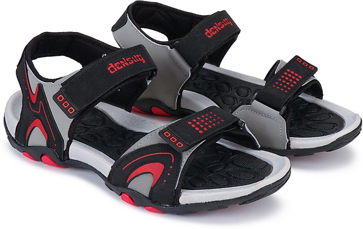 sports chappals online