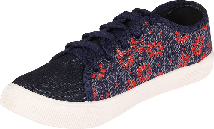 walkaroo shoes flipkart