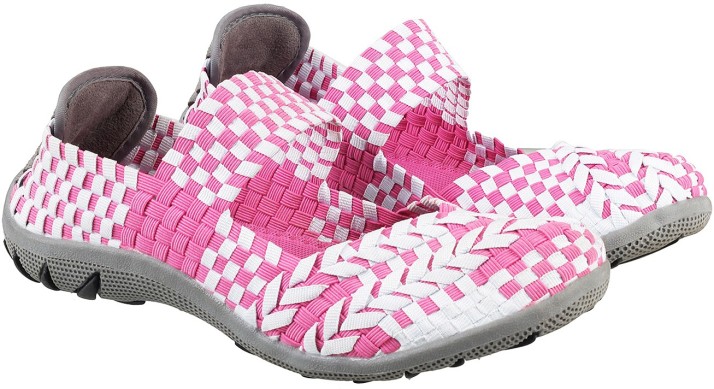 metro sneakers for ladies