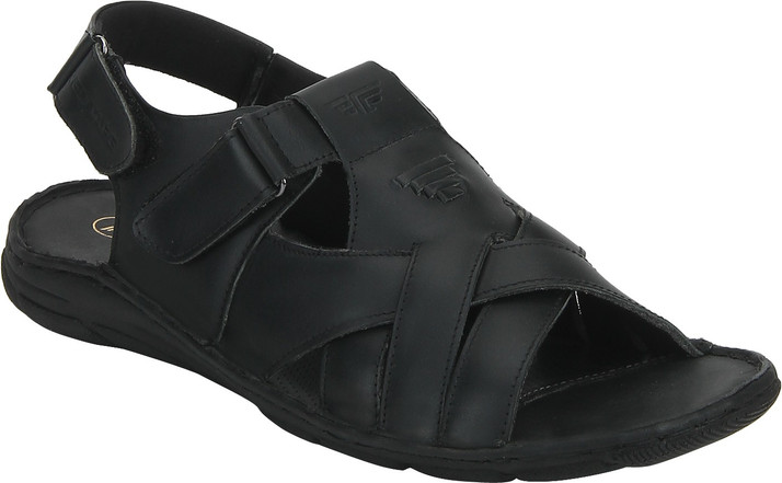 red tape sandals flipkart