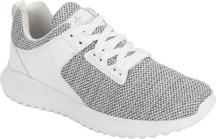 bond street sports shoes