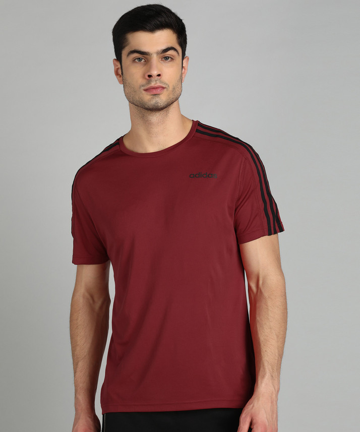 ADIDAS Solid Men Round Neck Maroon T 