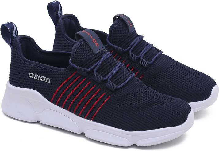 latest sports shoes for boys