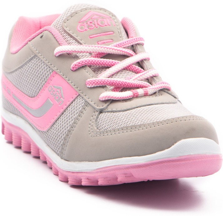 sports shoes for womens flipkart