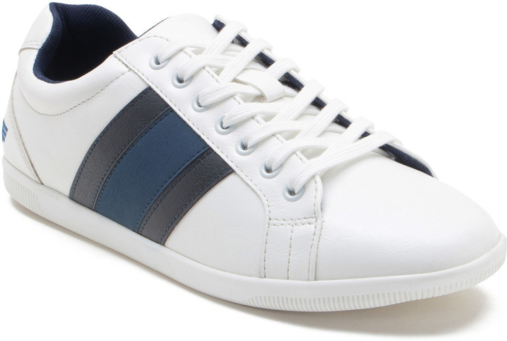 red tape white casual sneakers
