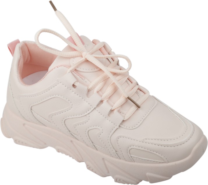 latest sports shoes for girls