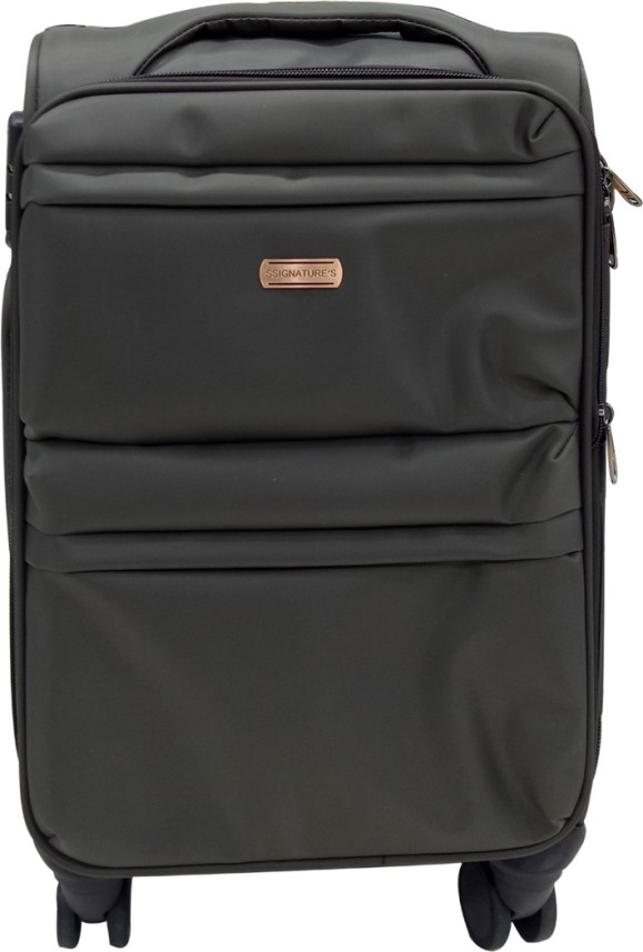 tour bags flipkart