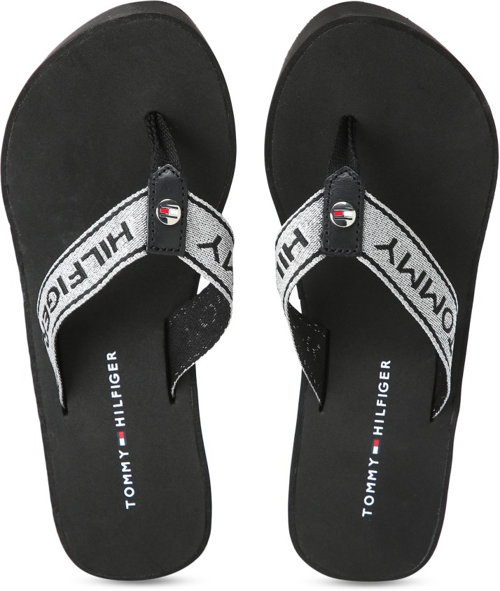 tommy hilfiger flip flops